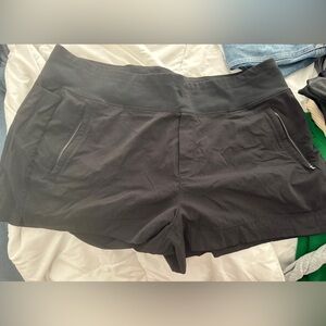 Athleta Women's Black Athletic Shorts